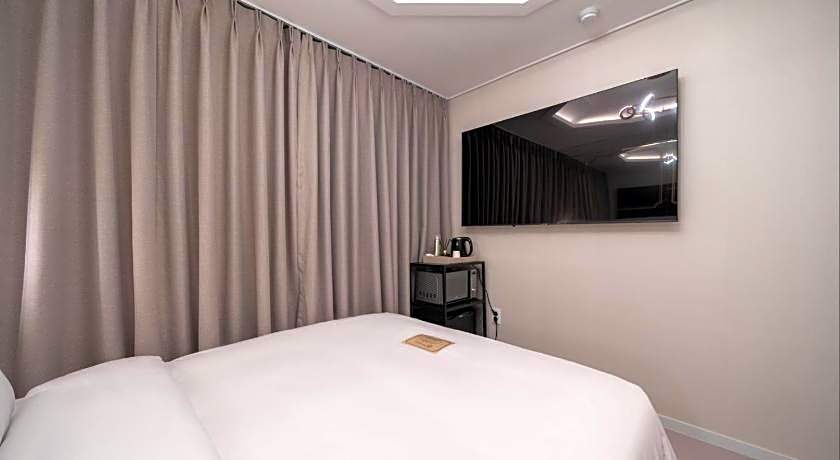 Incheon Unseodong DK Airport Hotel