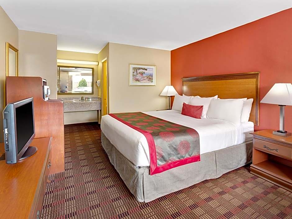 Ramada by Wyndham Baltimore West