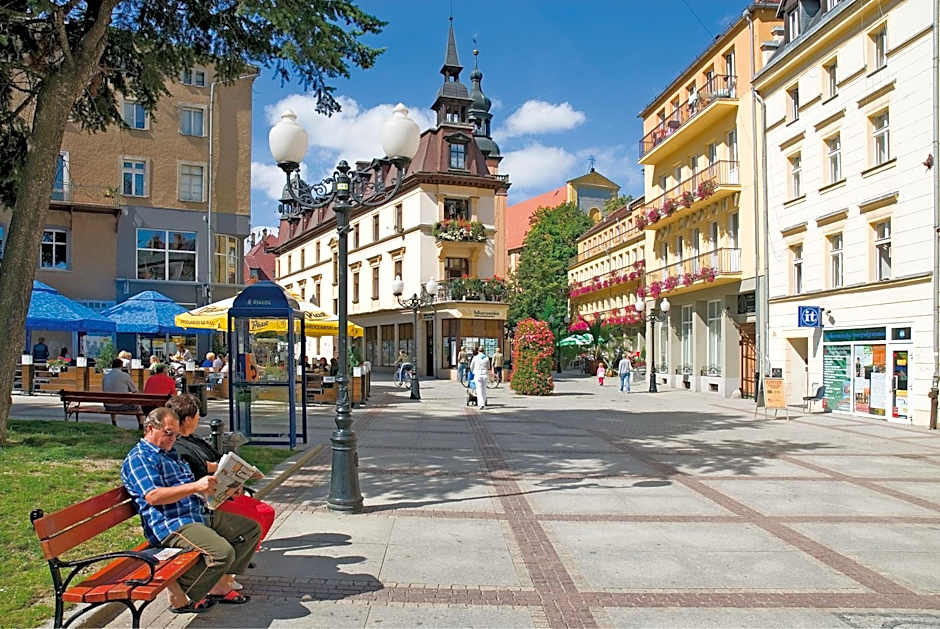 Uzdrowisko Cieplice - Jelenia Góra - Długi Dom
