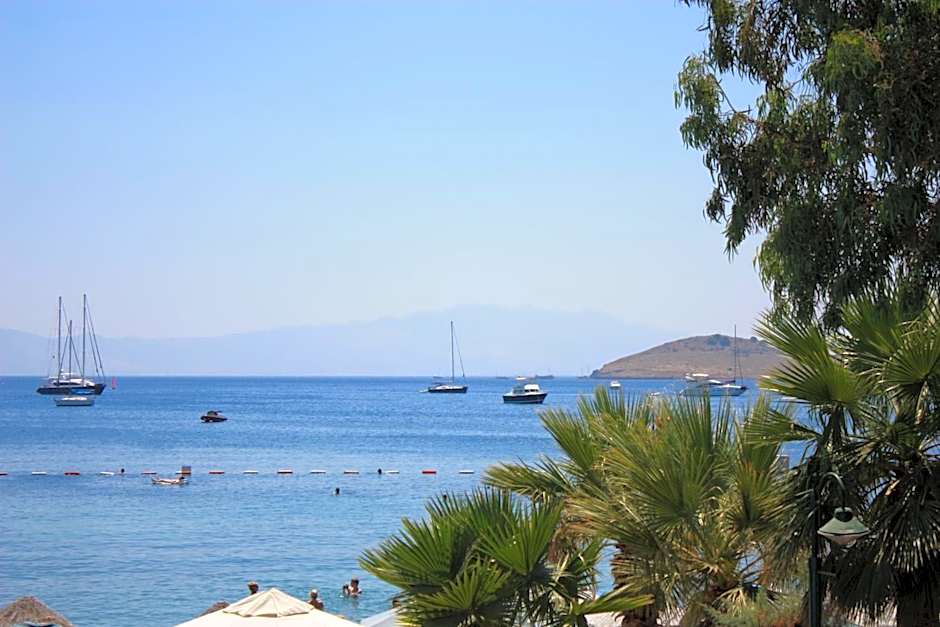 Toloman Hotel Bitez Beach