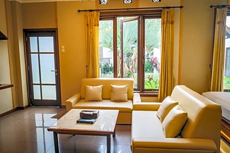 Superior Family Room