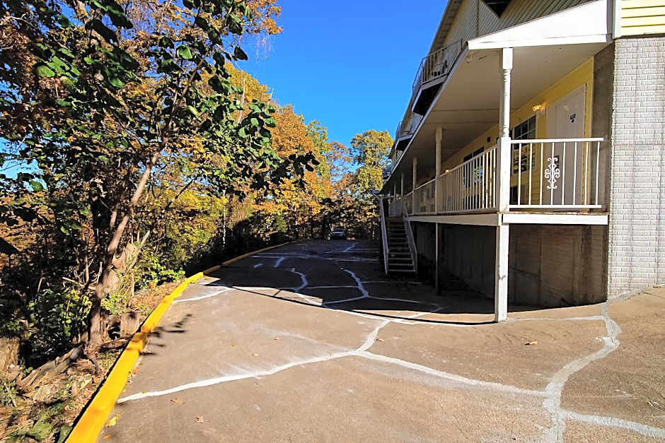 Hotel O Eureka Springs - Christ of Ozark Area