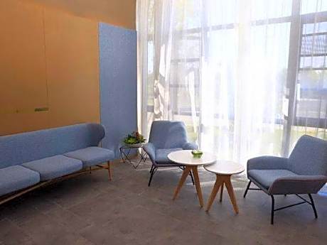 Home Inn Neo Ningbo Airport Yinzhou Avenue