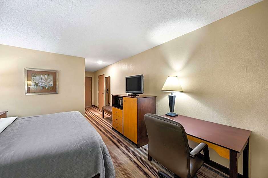 Quality Inn I-81 Exit 23
