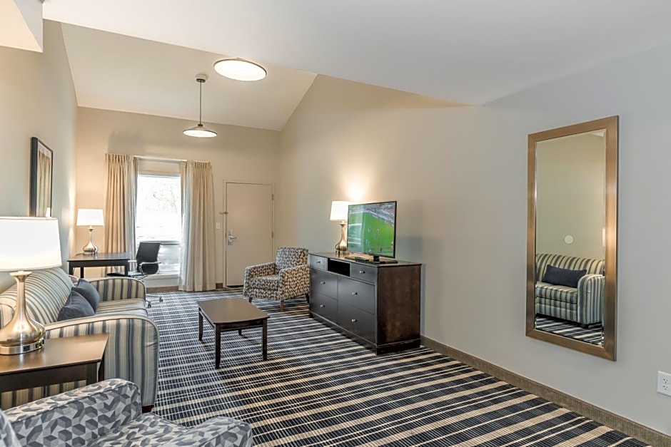 Rockport Inn and Suites