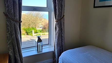 Family Room with Sea View
