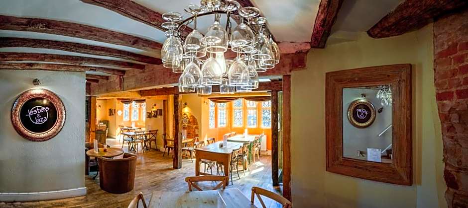 The White Swan Hotel Bar & Restaurant