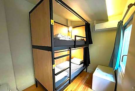 Bed in 4-Bed Mixed Dormitory Room