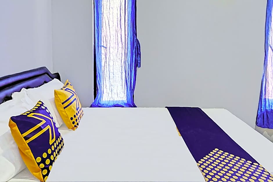 OYO Life 92353 Purnama Syariah Guest House