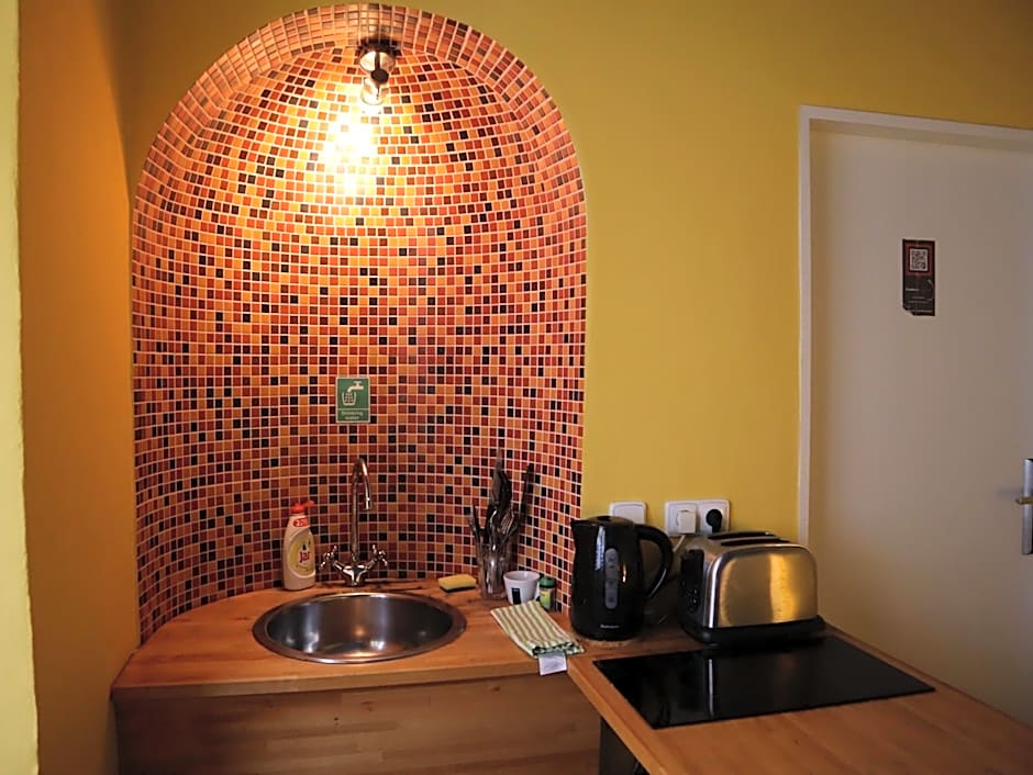 Charles Bridge Hostel & Apartments