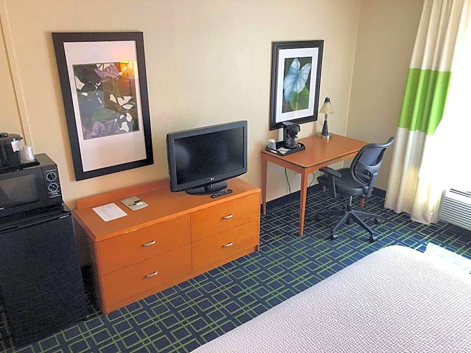 Country Inn & Suites by Radisson, Fayetteville I-95, NC