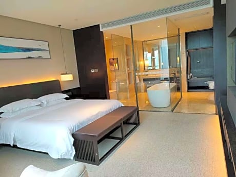 1 King Bed and 2 Double Beds, Two-Bedroom, Family Suite, Non-Smoking