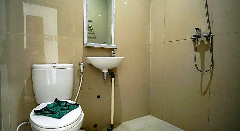 RedDoorz Premium @ Raja Hostel Syariah Lampung