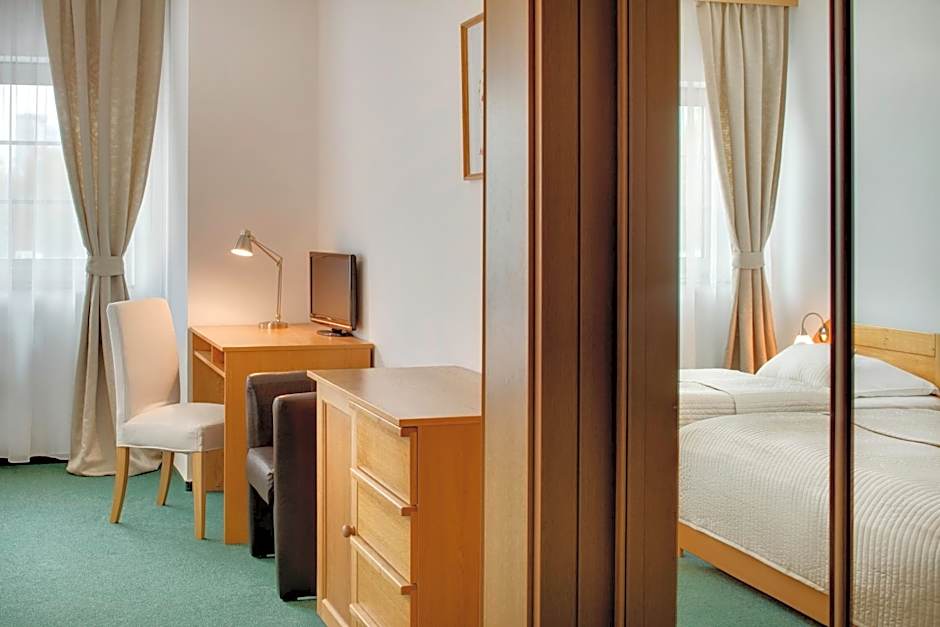 Hotel Oya