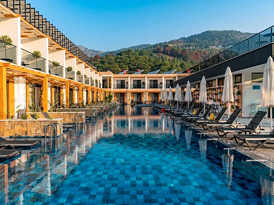 L HOTEL Sarigerme