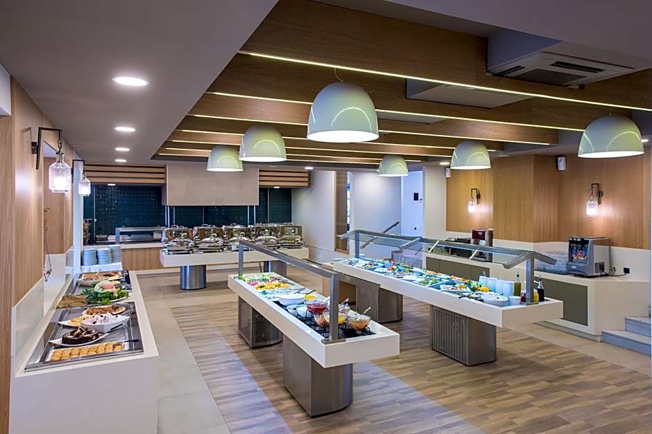 Stella Village Hotel & Bungalows