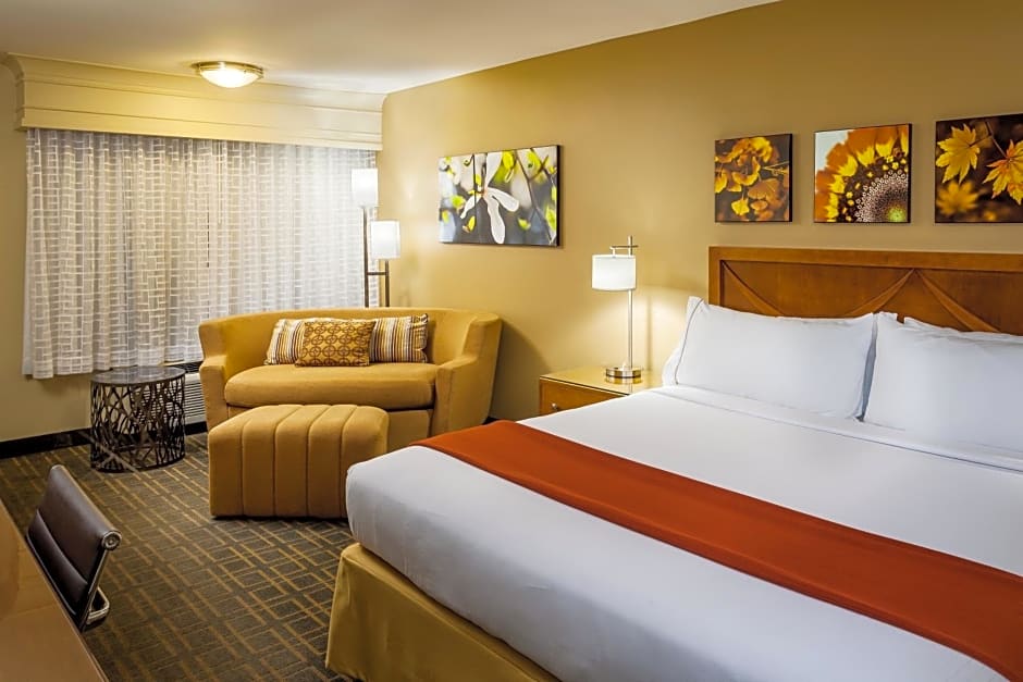 Holiday Inn Express Simi Valley