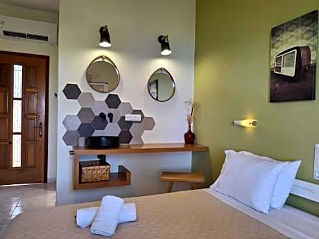 Studio with Sea View