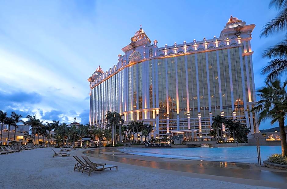 Banyan Tree Macau