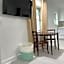 Daytona Shores Inn and Suites