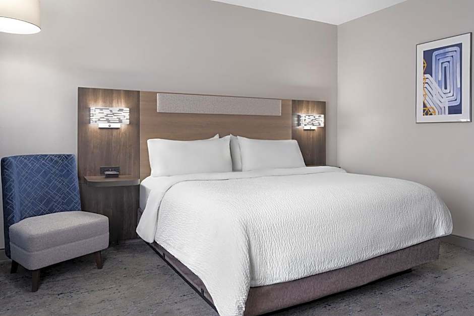 Holiday Inn Express Toledo North By IHG