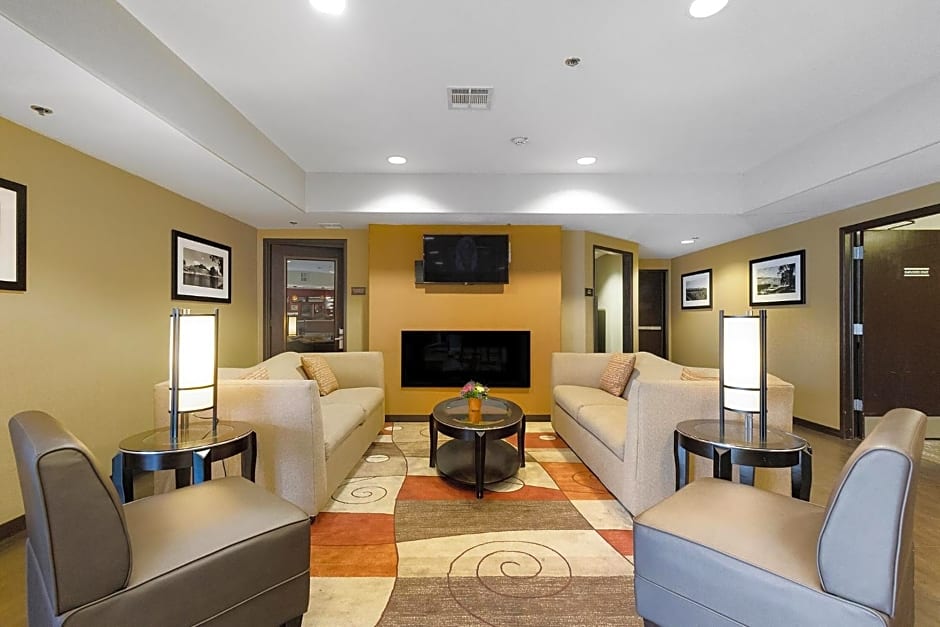 Best Western Plus Wine Country Inn & Suites