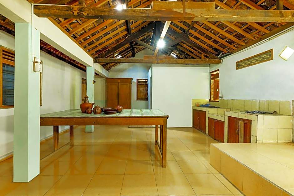 OYO Homes 91154 Desa Wisata Wayang Manyaran Wonogiri