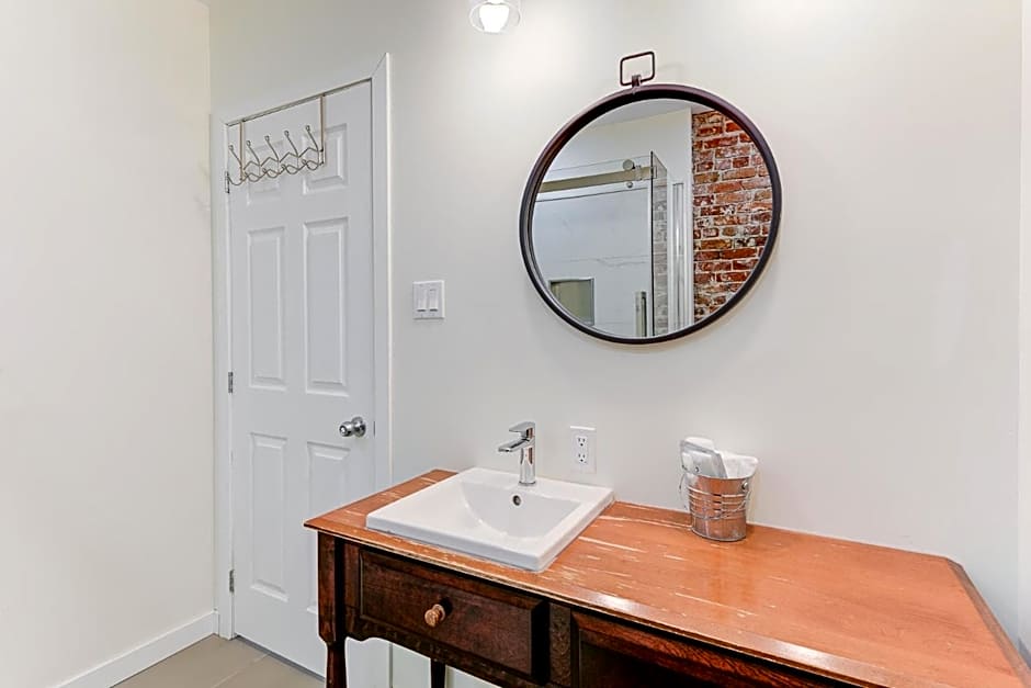 Le 555 Hébergements touristiques