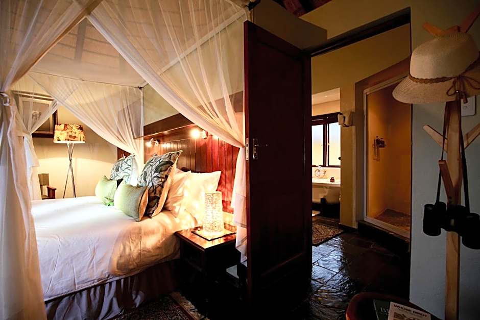 Ivory Wilderness River Rock Lodge