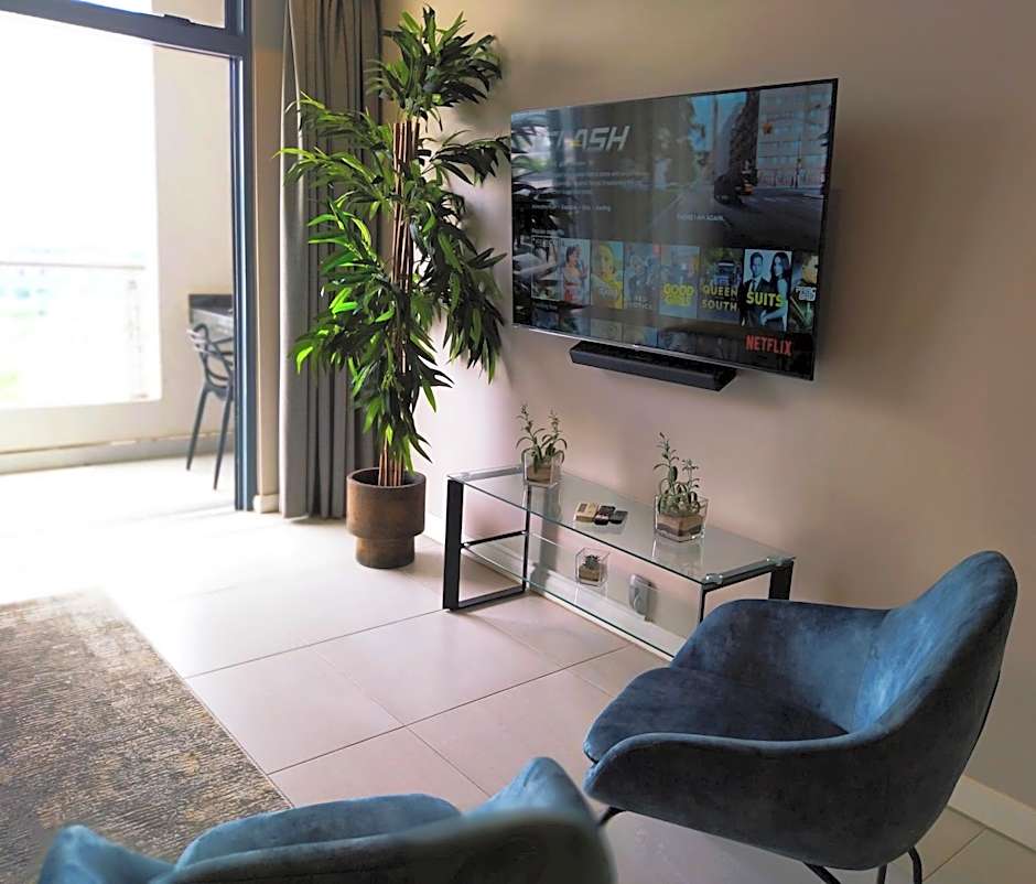 Menlyn Apartment