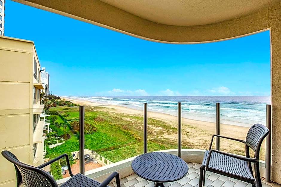 Dorchester On The Beach