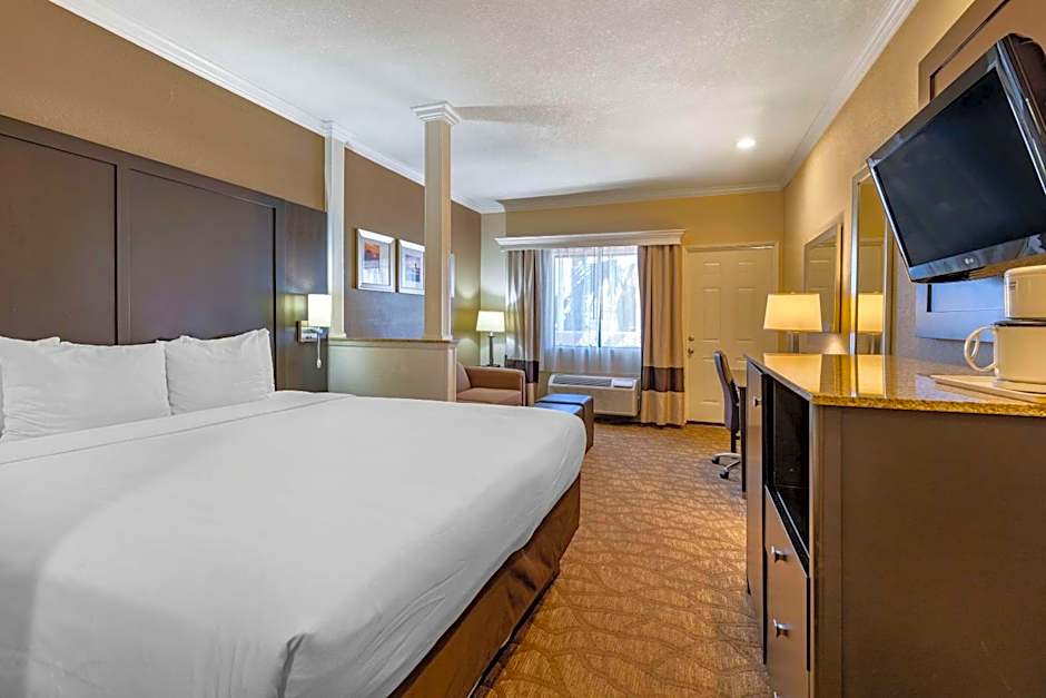 Comfort Inn & Suites Huntington Beach