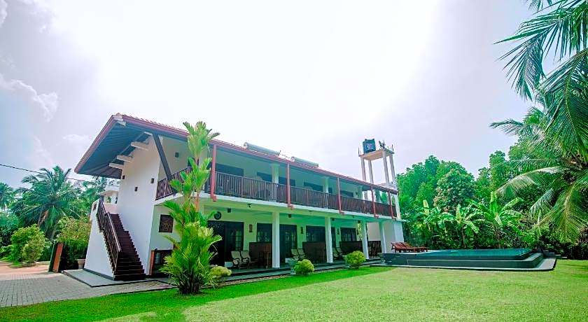 Lagoon Bentota Hotel