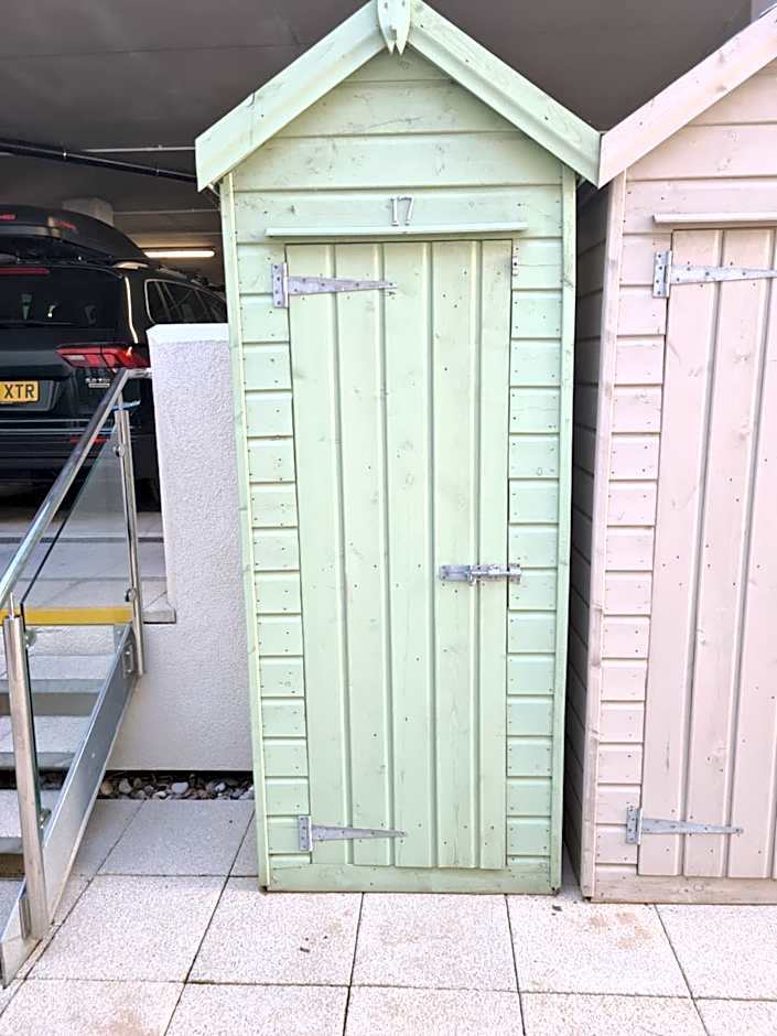 17 Woolacombe The Byron