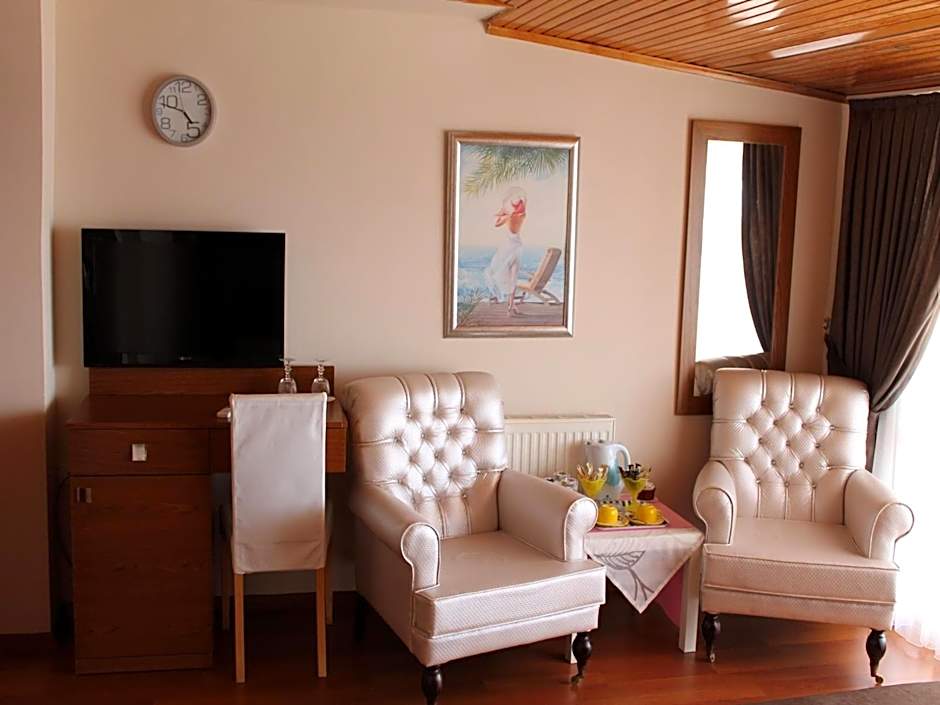 Ucem Hotel Golden Sea