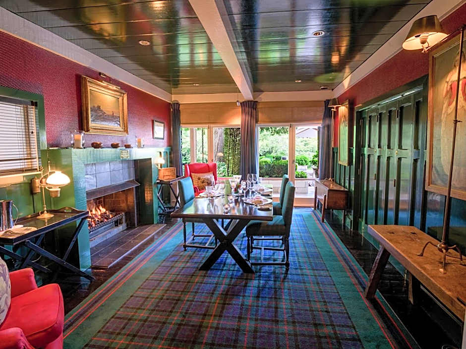 Huka Lodge, Beckons