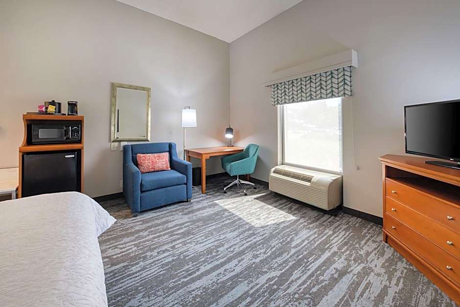 Hampton Inn Wilmington-University Area/Smith Creek Station