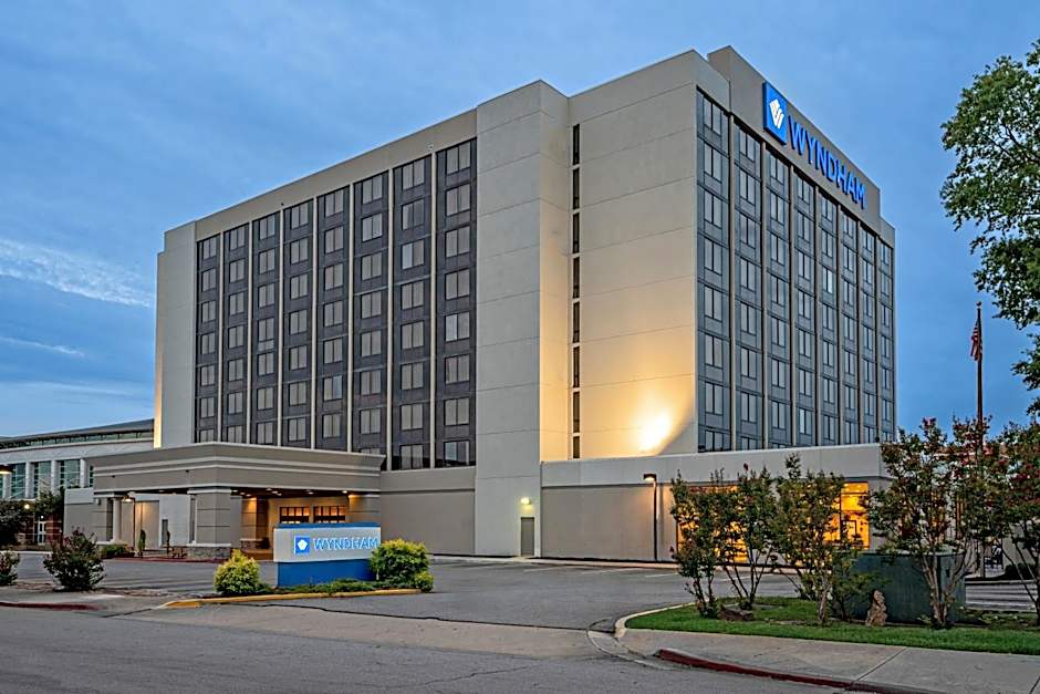 Wyndham Fort Smith City Center