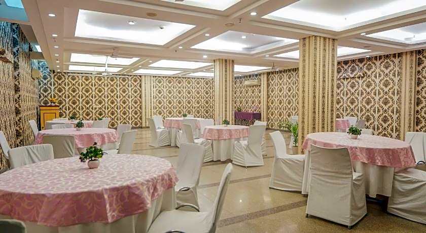 Alpina Hotels & Suites