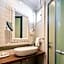 Best Western Maison B Hotel