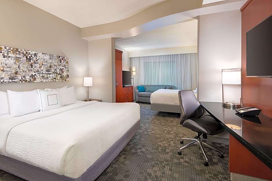 Courtyard by Marriott Pittsburgh Washington/Meadow Lands