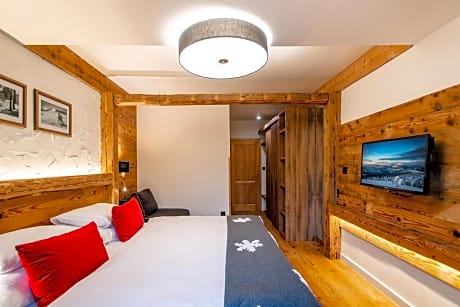 Double or Twin Room with Extra Bed