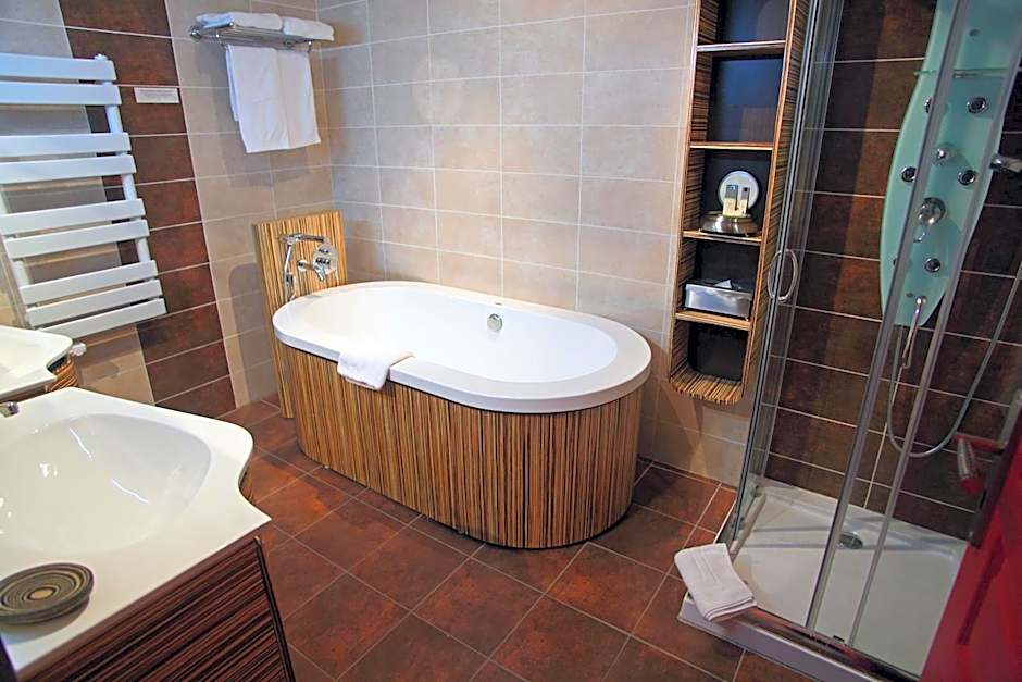 Logis Hôtel Restaurant Résidence