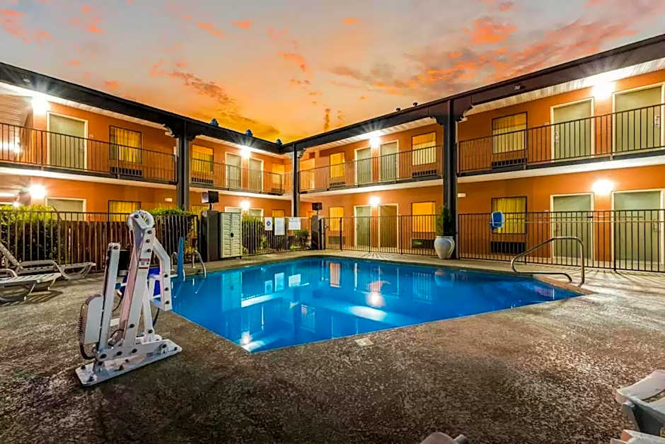 Quality Inn Downtown