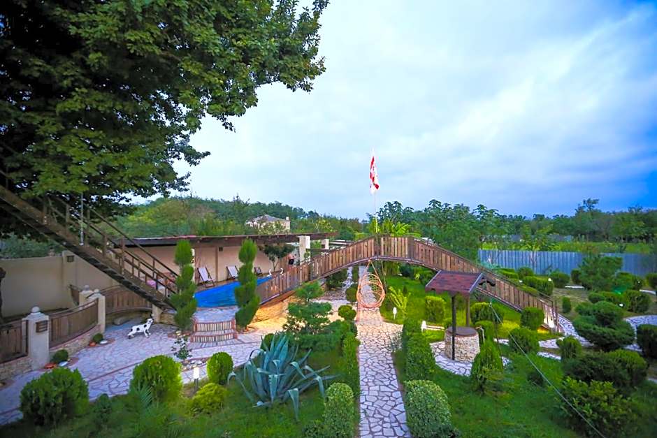 Garden Hotel