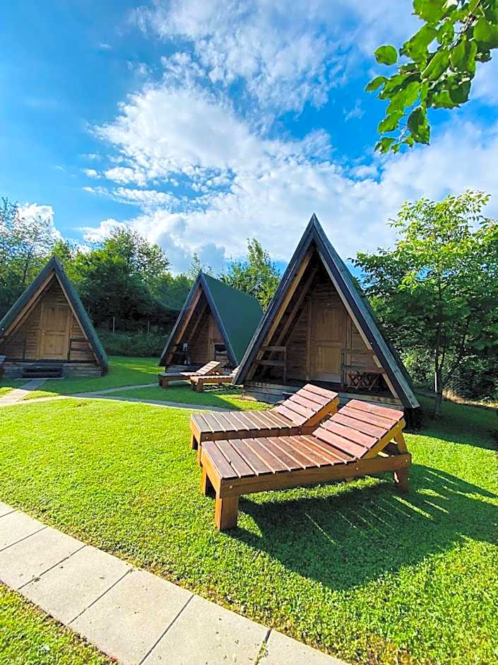 Rooms & Glamping Lana Haus