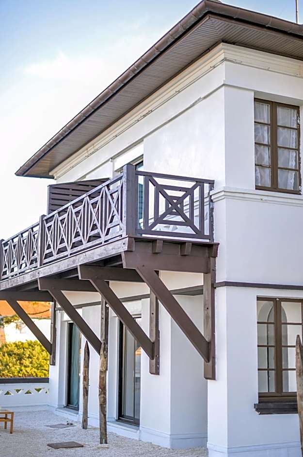 Single Fin Hotel & Lodge