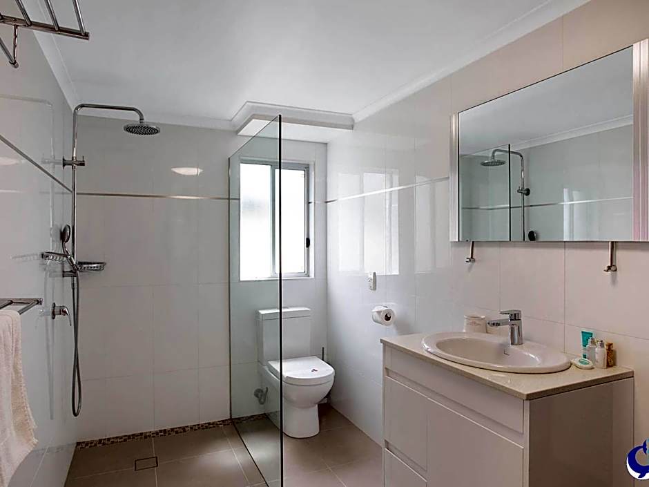 Sapphire Waters Unit 3