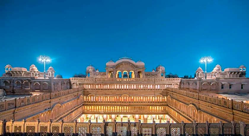 The Laxmi Niwas Palace