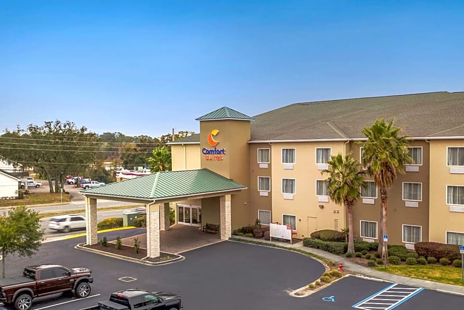 Comfort Suites At Eglin Air Force Base